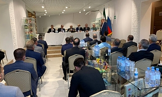 بازدید سفیر ایران در روسیه از سرای تجاری ایرانیان در آستراخان