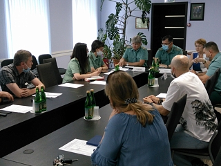 جلسه ای  با حضور  نمایندگان گمرک آستراخان درمحل اتاق بازرگانی و صنایع  آستراخان برگزار گردید 
