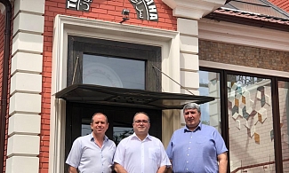 Торговый дом Ирана посетили г-н Галиб Халил- оглы Мамедов и Кальчук Валерий Антонович.