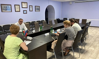 "جلسه در اتاق بازرگانی با شرکت انجمن شرکت " آستراخان ریب خوز